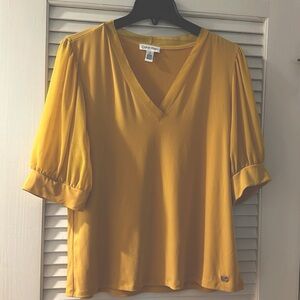 Calvin Klein Women's Yellow/goldenrod V-Neck puff sleeve  Top Large
